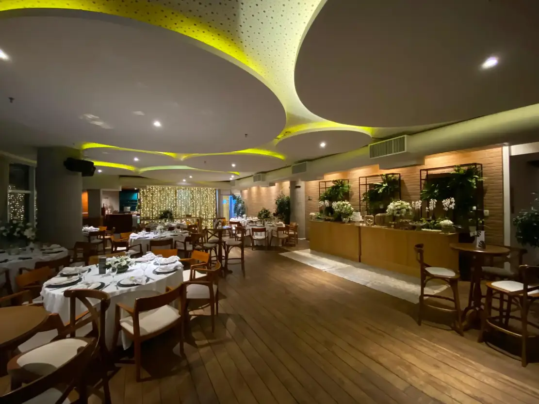 sala-de-eventos-elegante-para-festas-e-celebracoes-jpg (2)